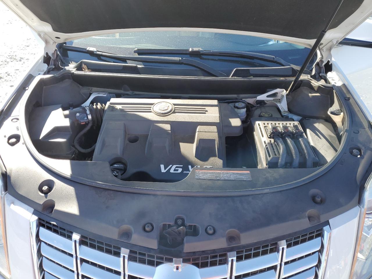 2015 Cadillac SRX - Image 12