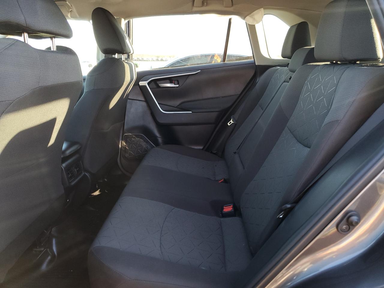 2021 Toyota RAV 4 - Image 11