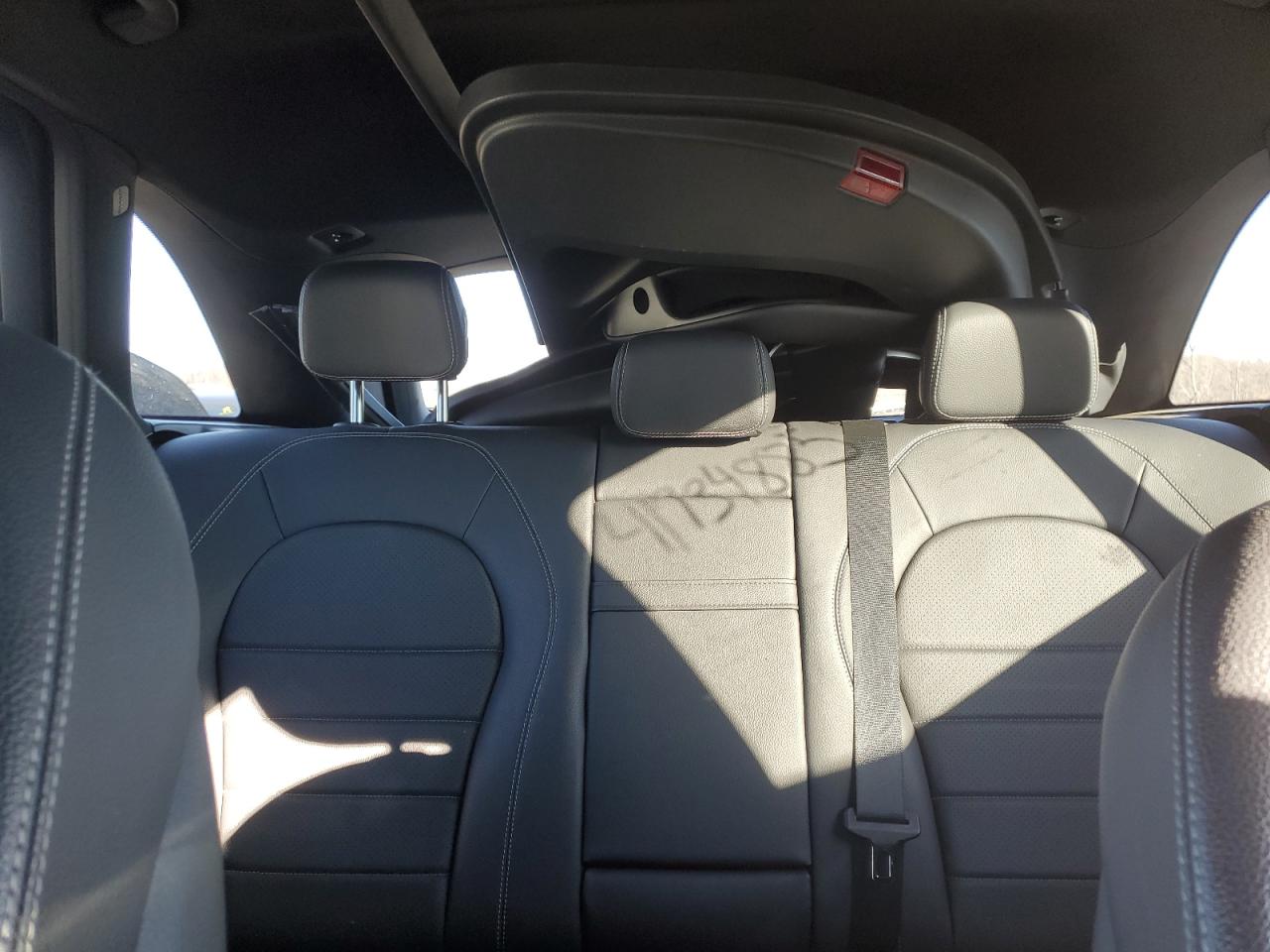 2018 Mercedes-Benz GLC - Image 10