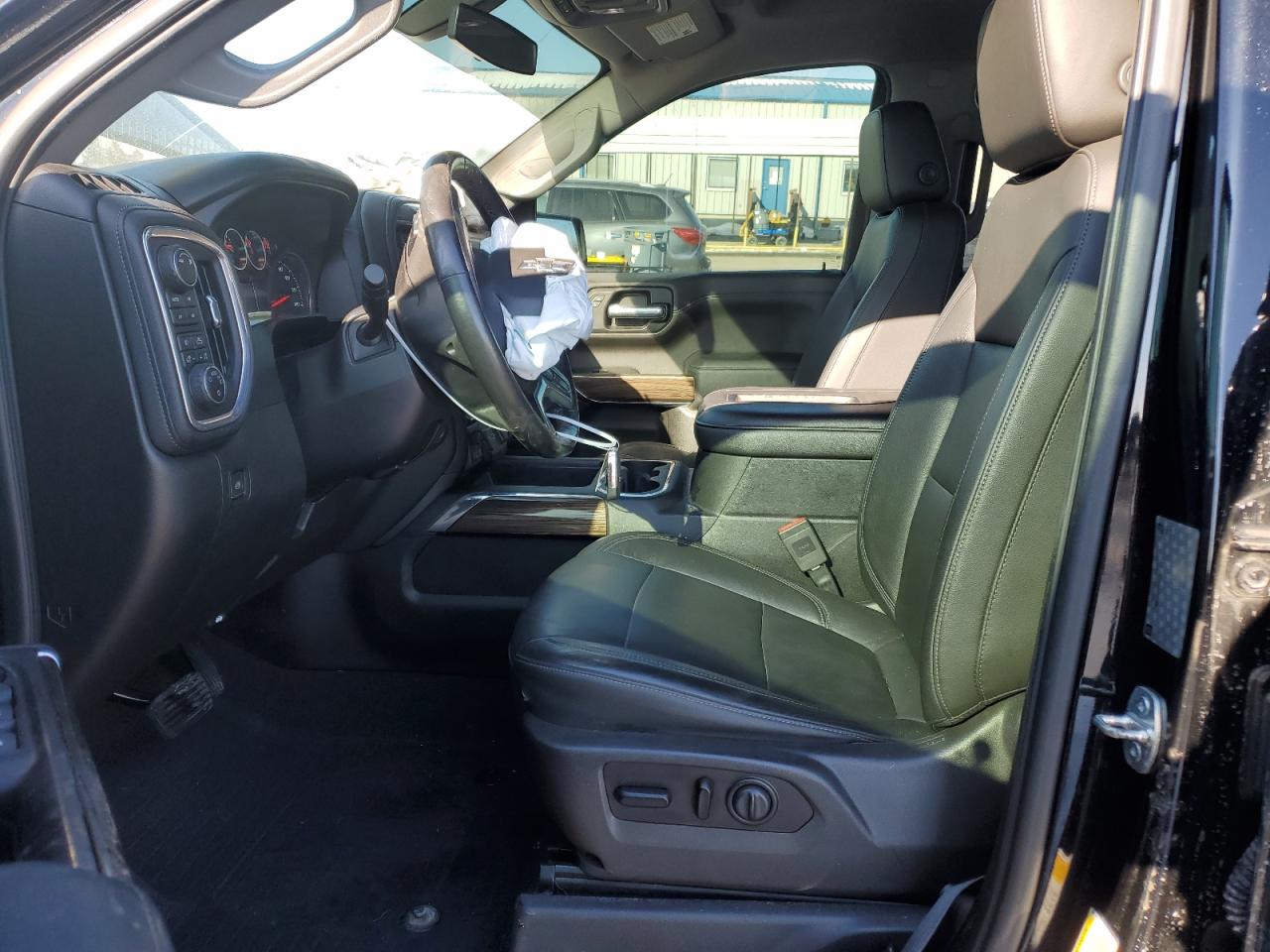 2019 Chevrolet Silverado - Image 7