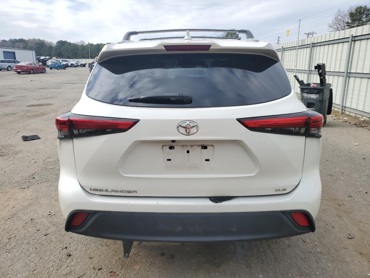 2021 Toyota Highlander - Image 6