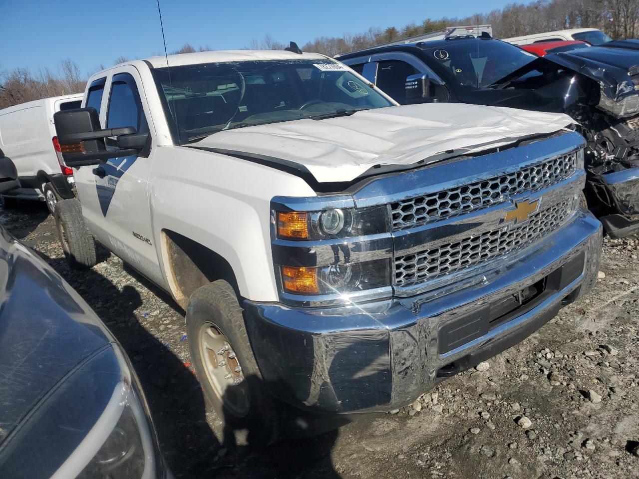 2019 Chevrolet Silverado - Image 4