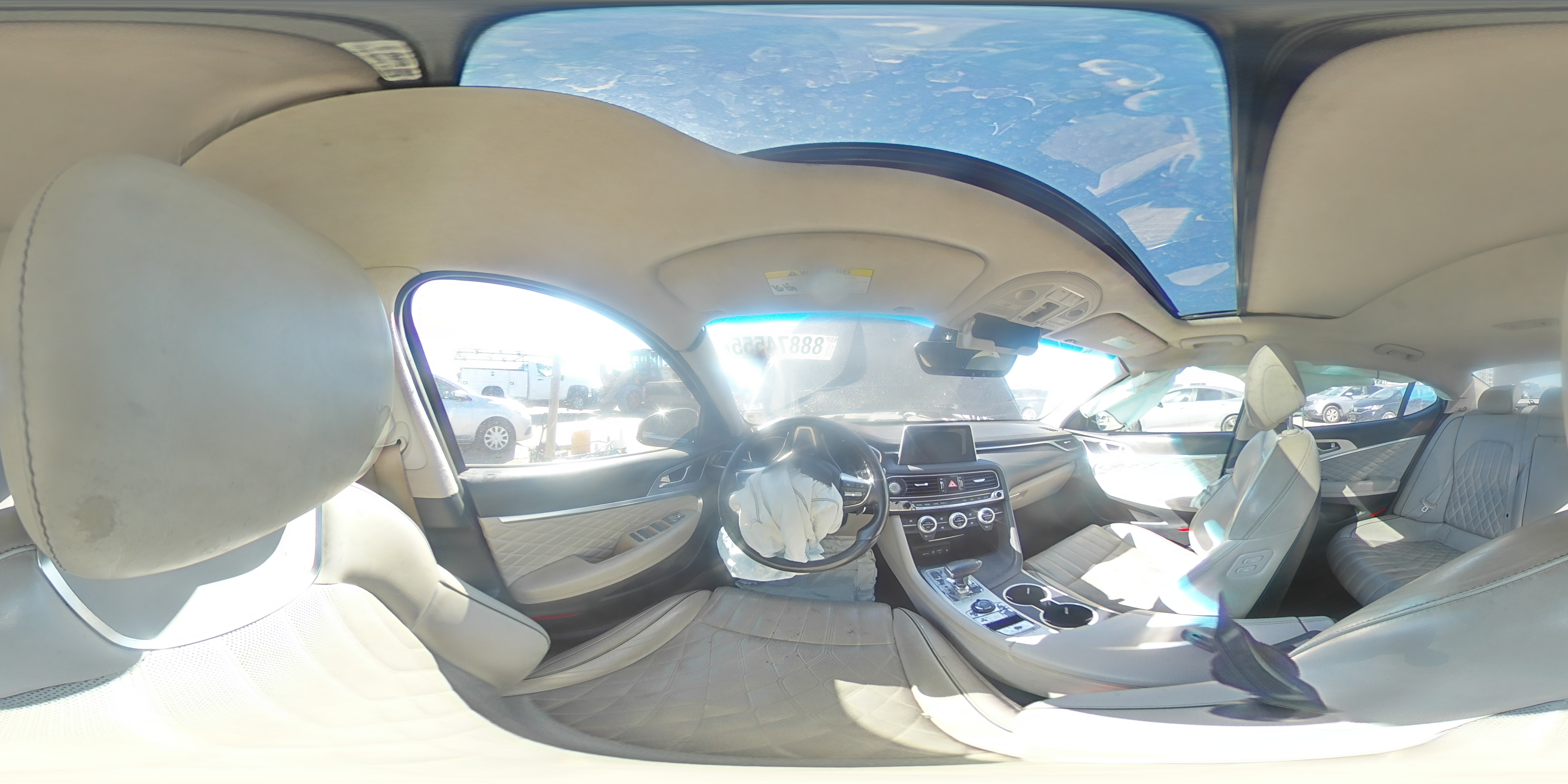 2019 Genesis G70 - Image 12
