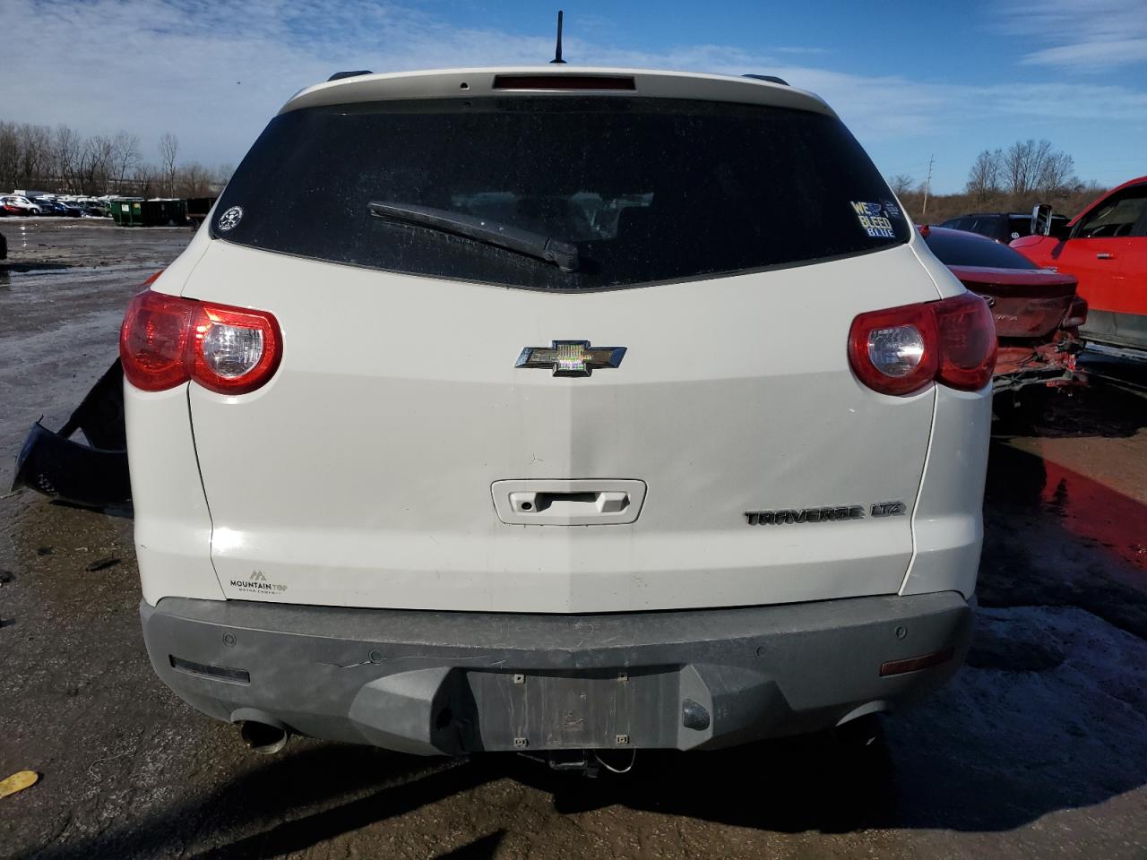 2011 Chevrolet Traverse - Image 6