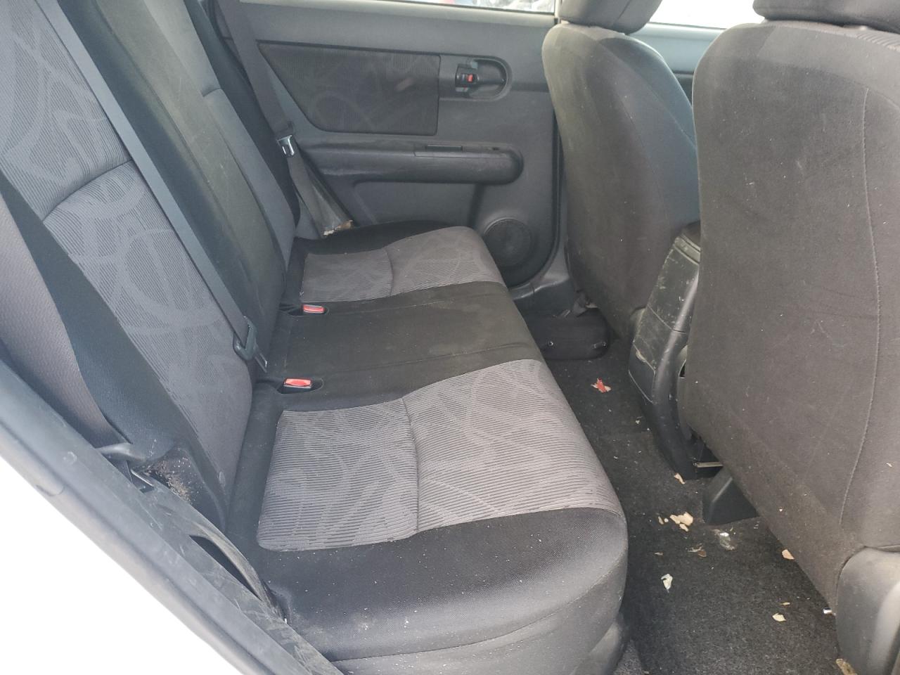 2013 Scion xB - Image 10