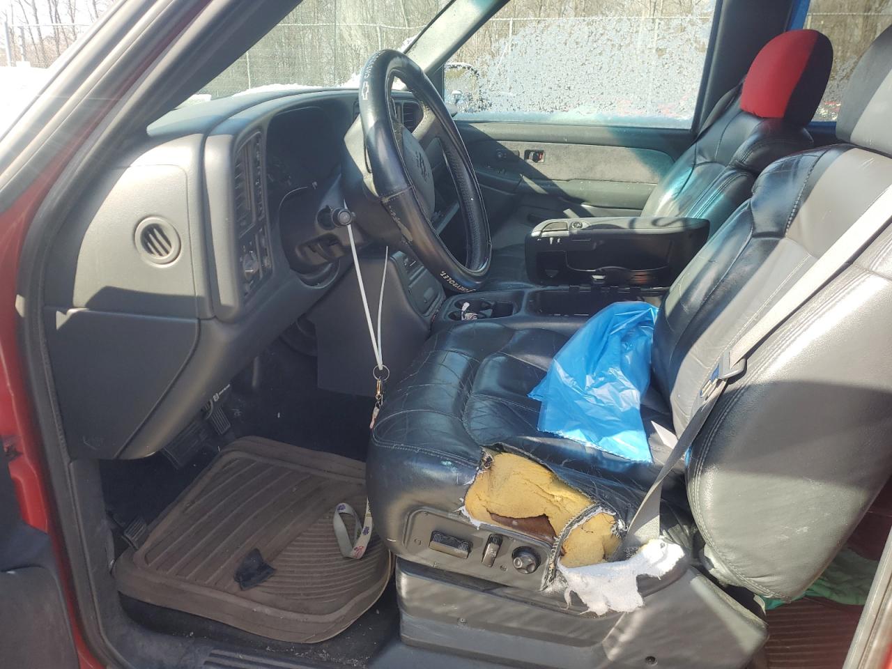2001 Chevrolet Silverado - Image 7