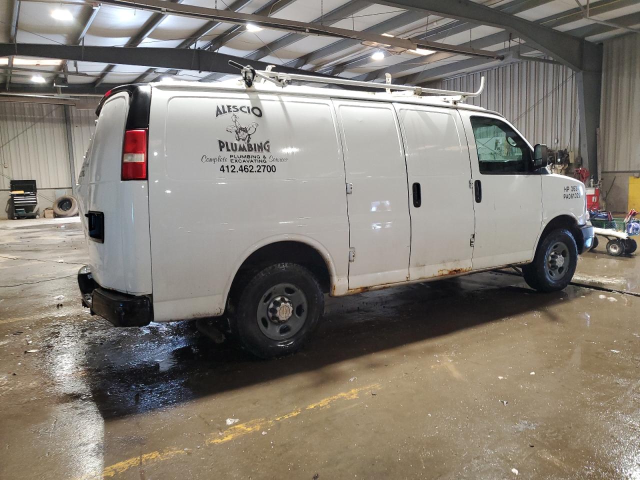 2012 Chevrolet Express - Image 3
