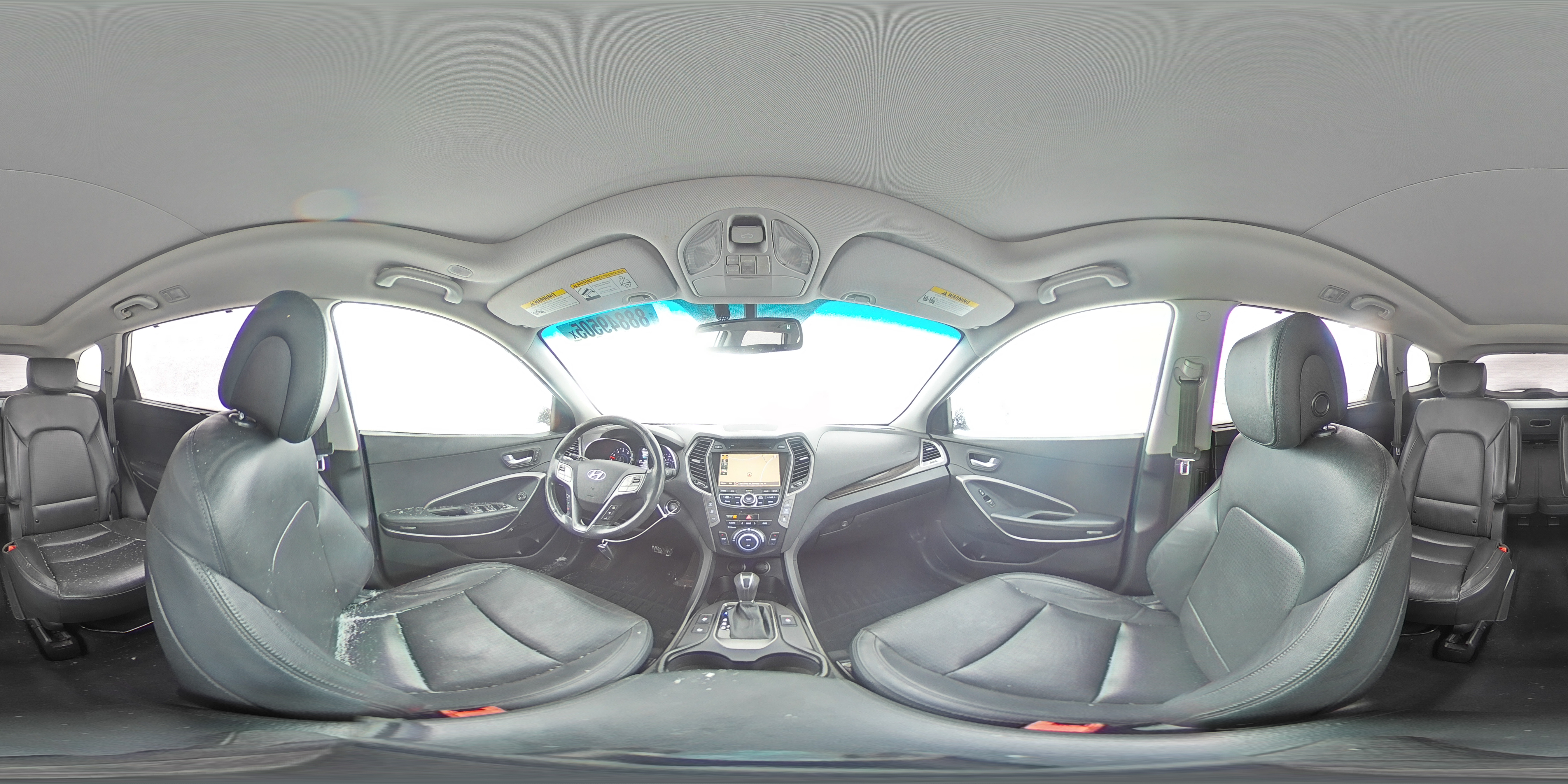 2014 Hyundai Santa Fe - Image 15