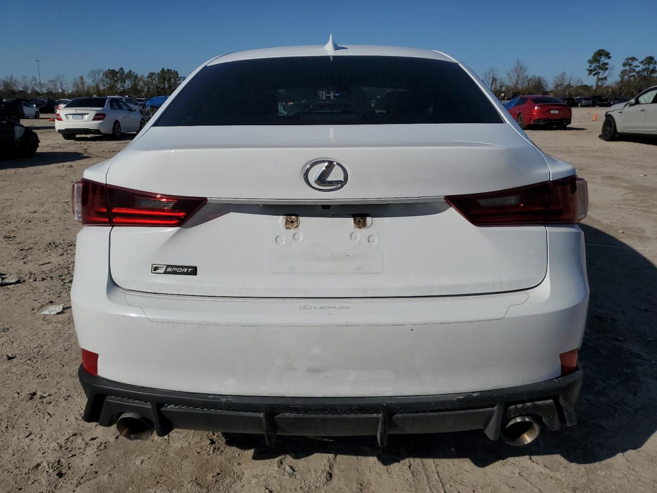 2014 Lexus IS - Image 6
