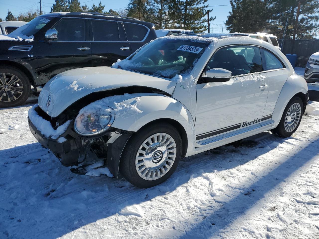 2013 Volkswagen Beetle for Sale in Denver, CO - Front End