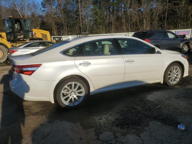 Sedans TOYOTA AVALON 2015 Biały