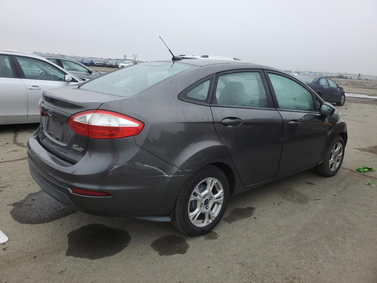 VIN 3FADP4BJ6FM105065 2015 FORD FIESTA no.3