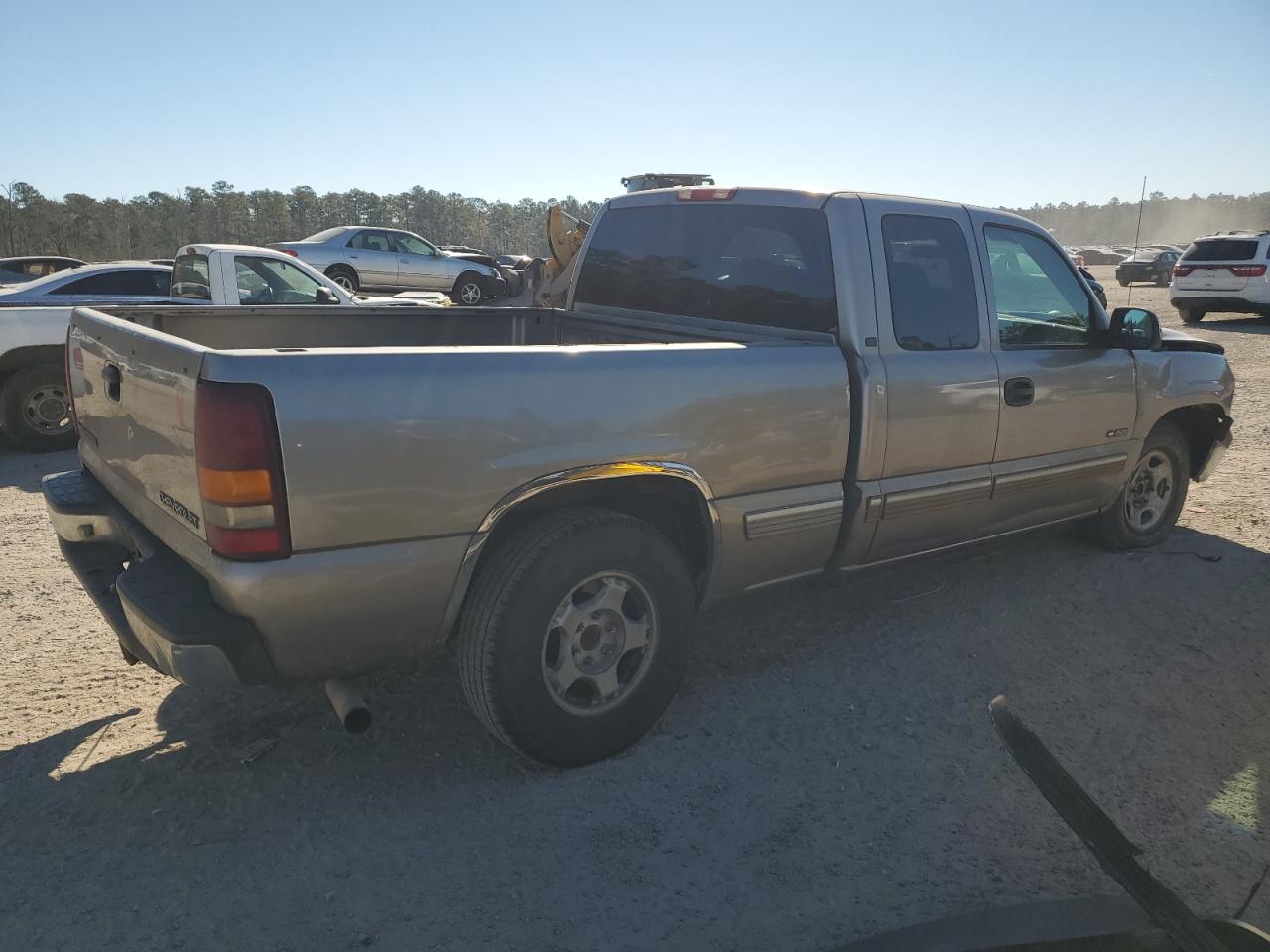 2001 Chevrolet Silverado - Image 3