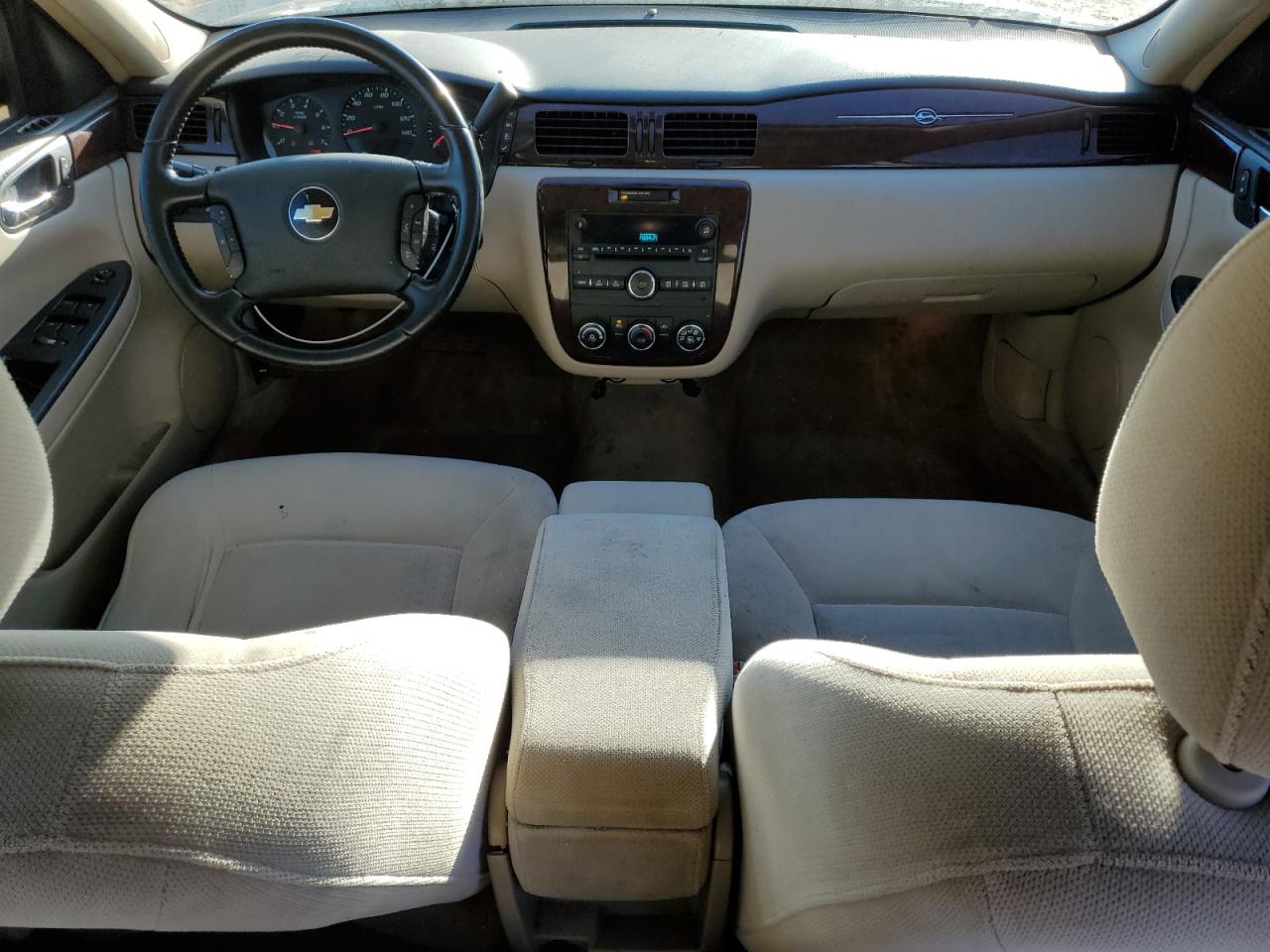 2011 Chevrolet Impala - Image 8