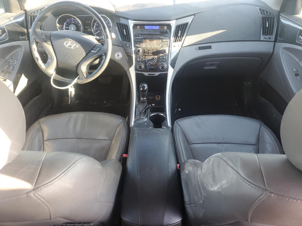 2013 Hyundai Sonata - Image 8