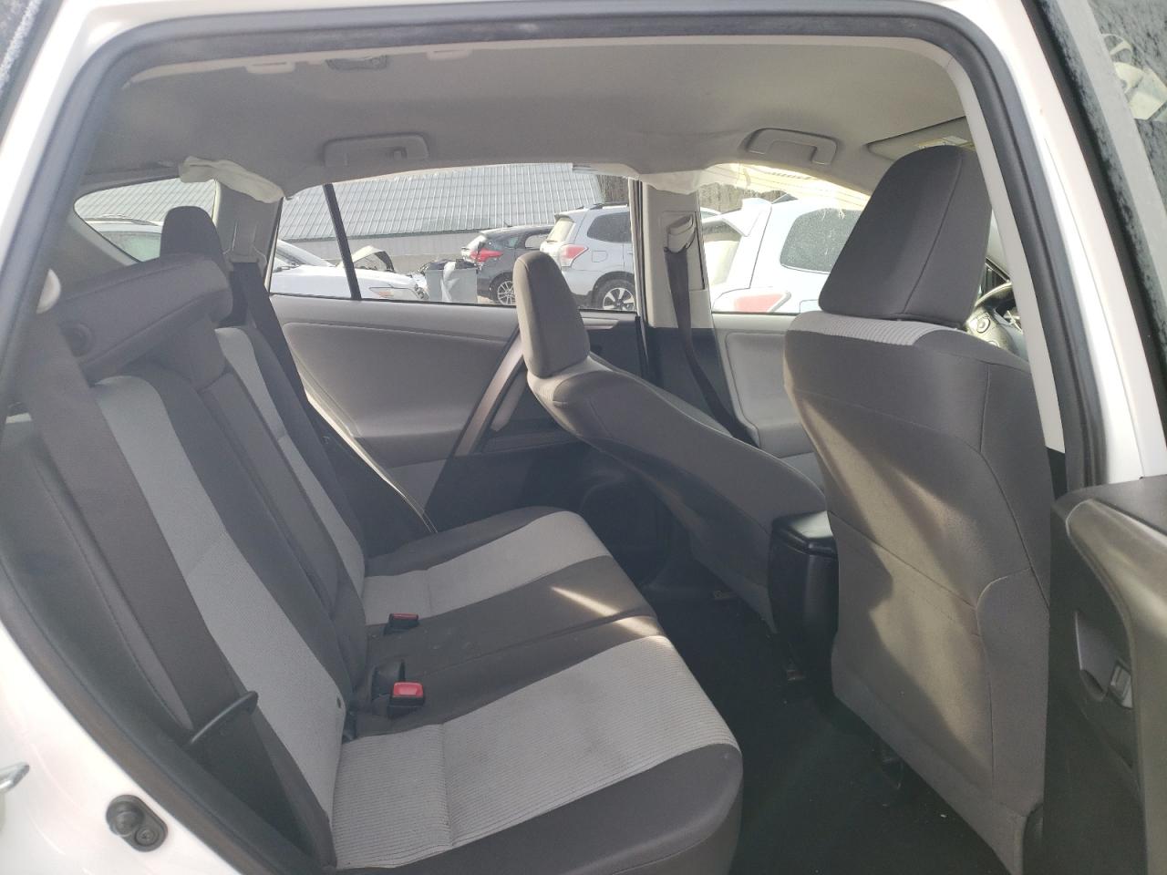 2013 Toyota RAV 4 - Image 11