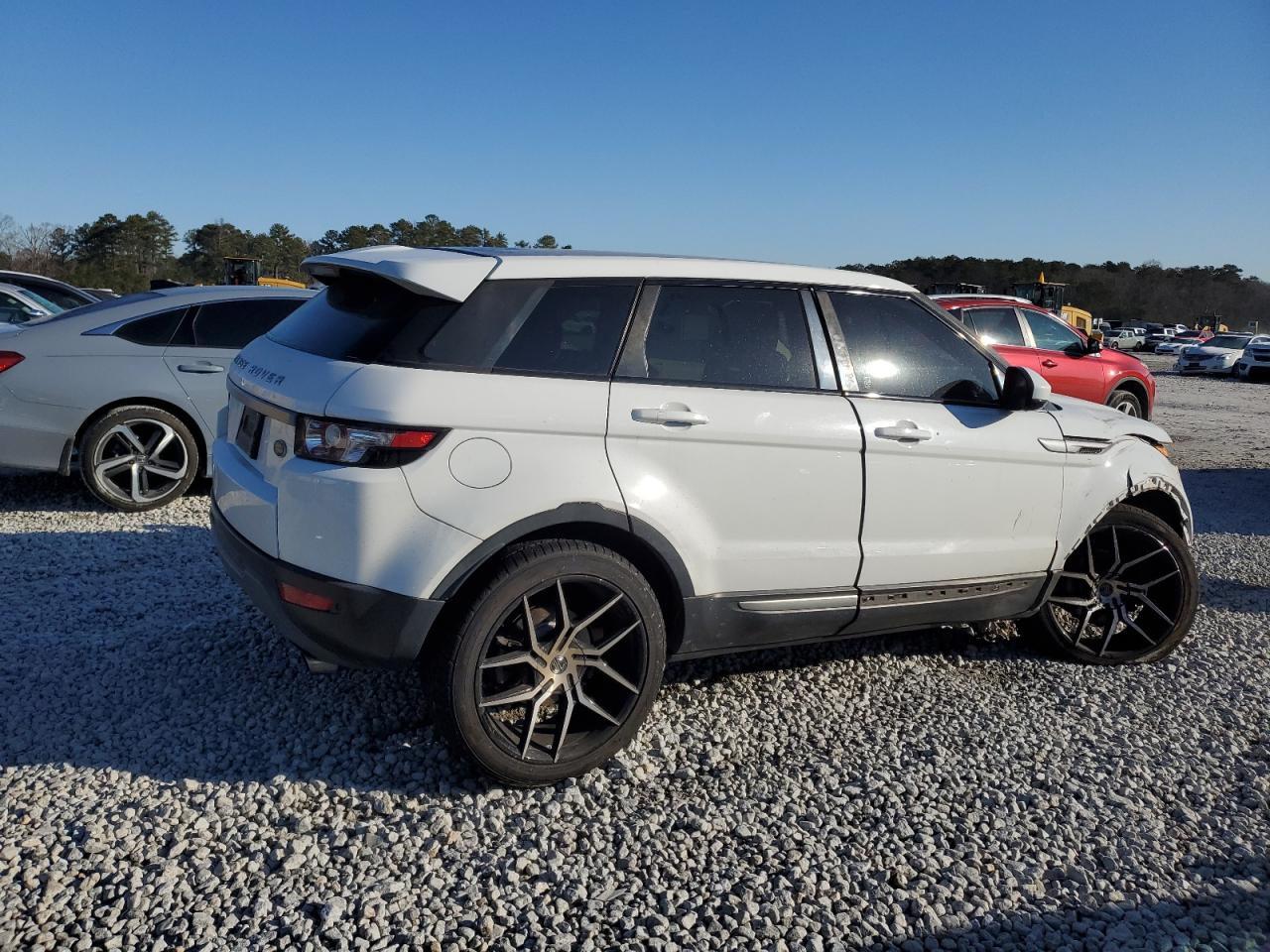 2014 Land Rover Range Rover - Image 3