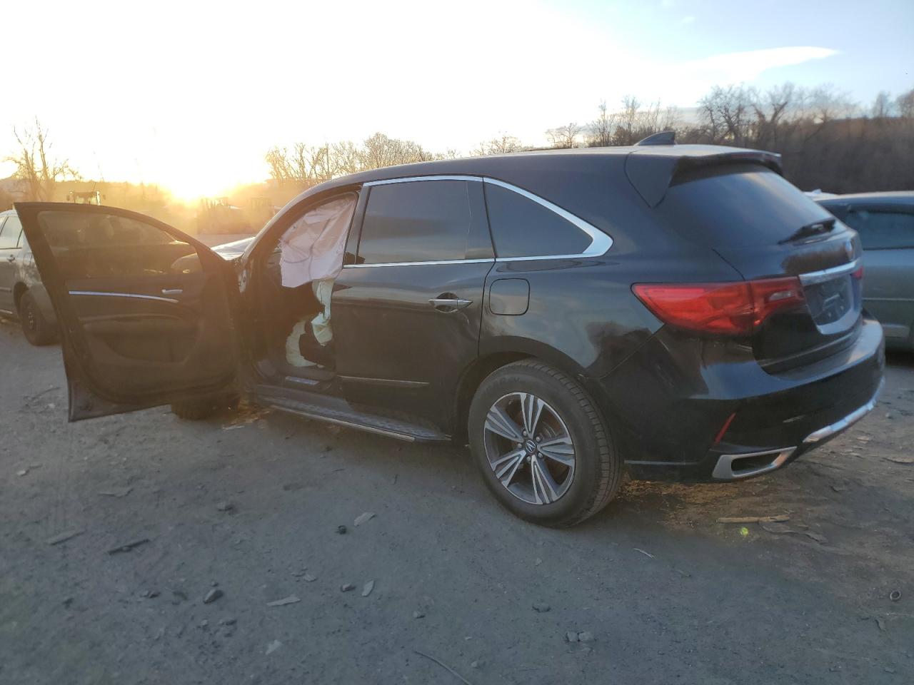 2018 Acura MDX - Image 2