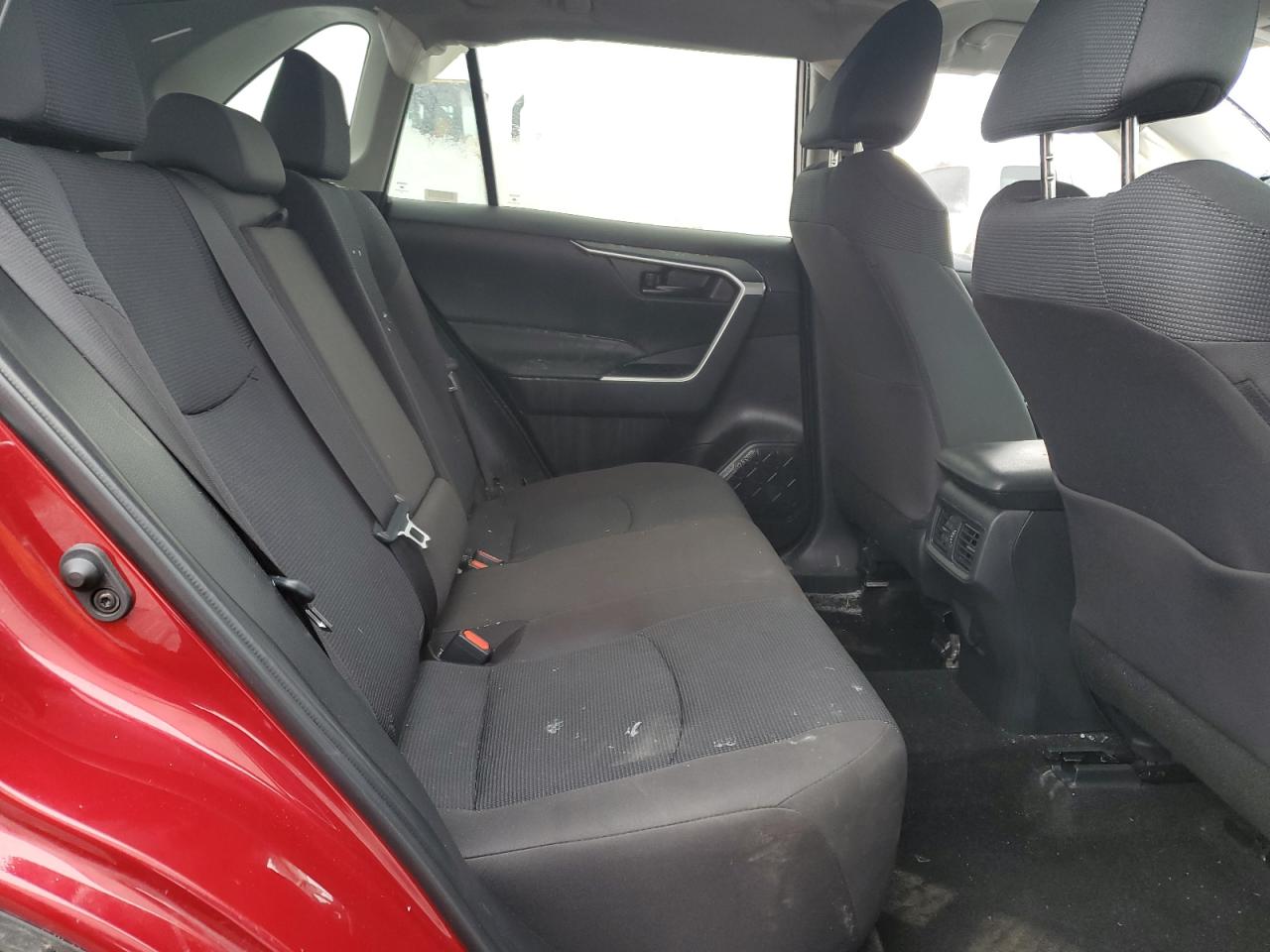 2024 Toyota RAV 4 - Image 11