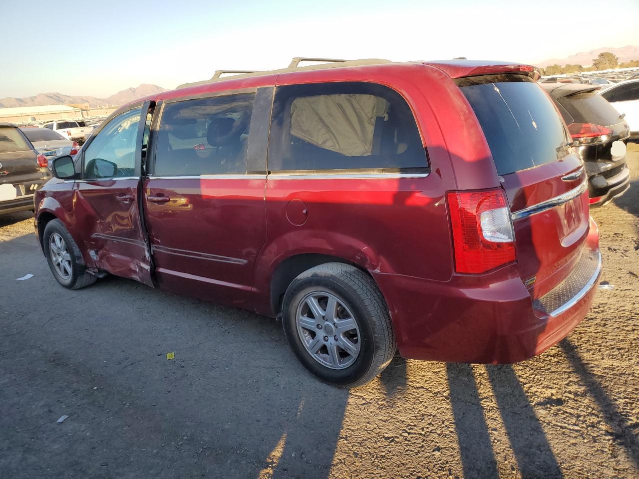 2012 Chrysler Town & Country - Image 2