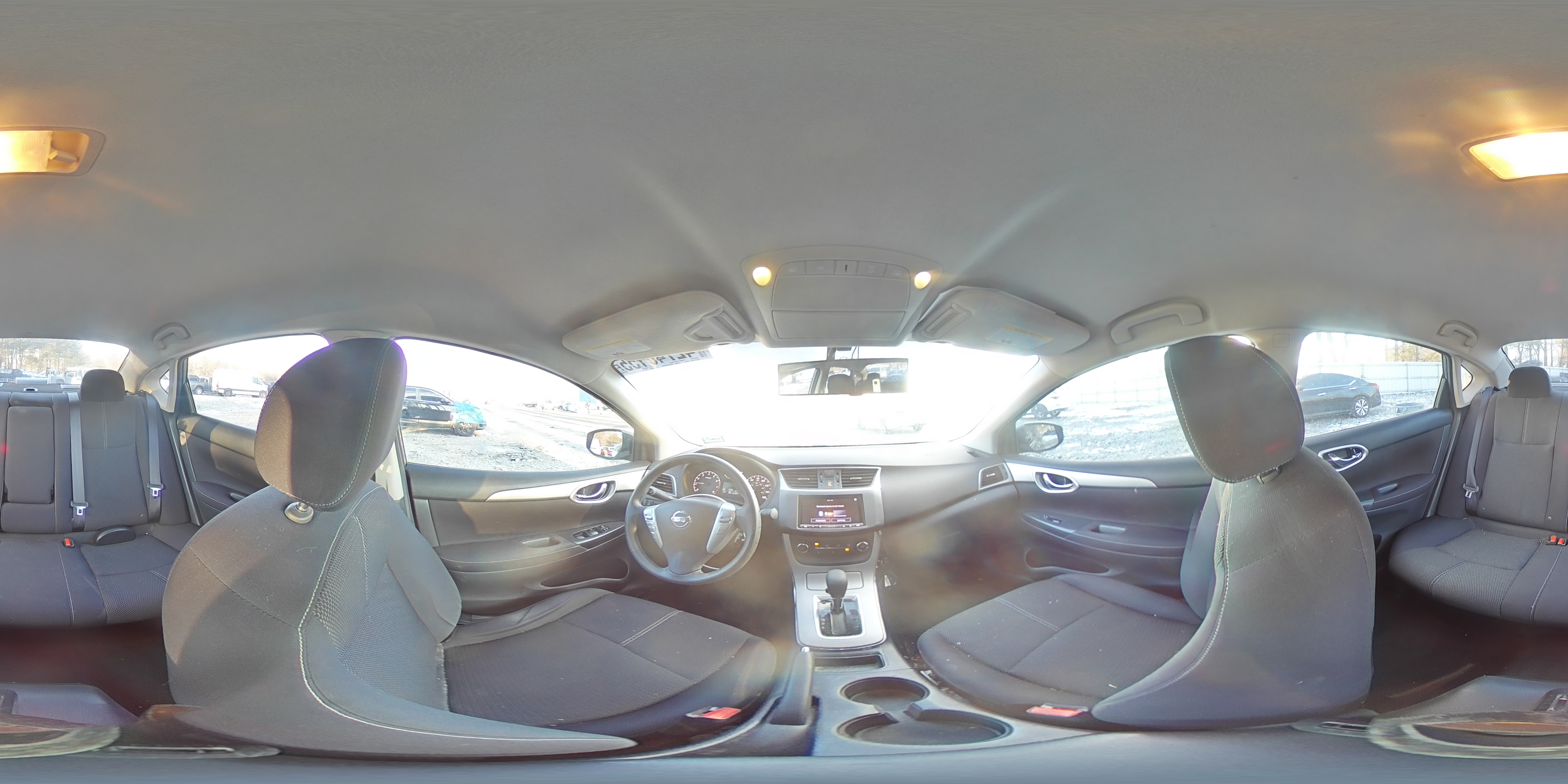 2015 Nissan Sentra - Image 13