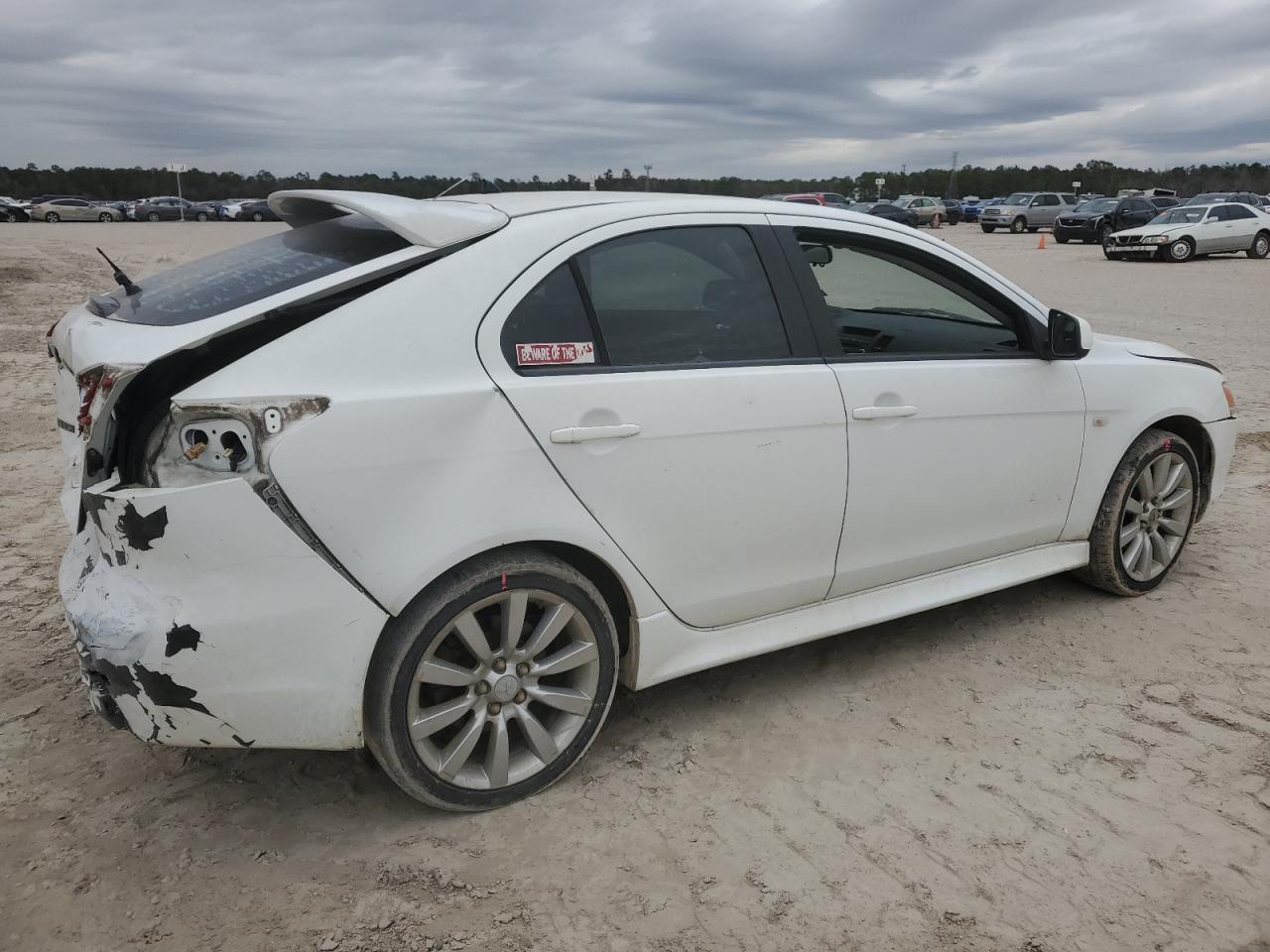 2010 Mitsubishi Lancer - Image 3