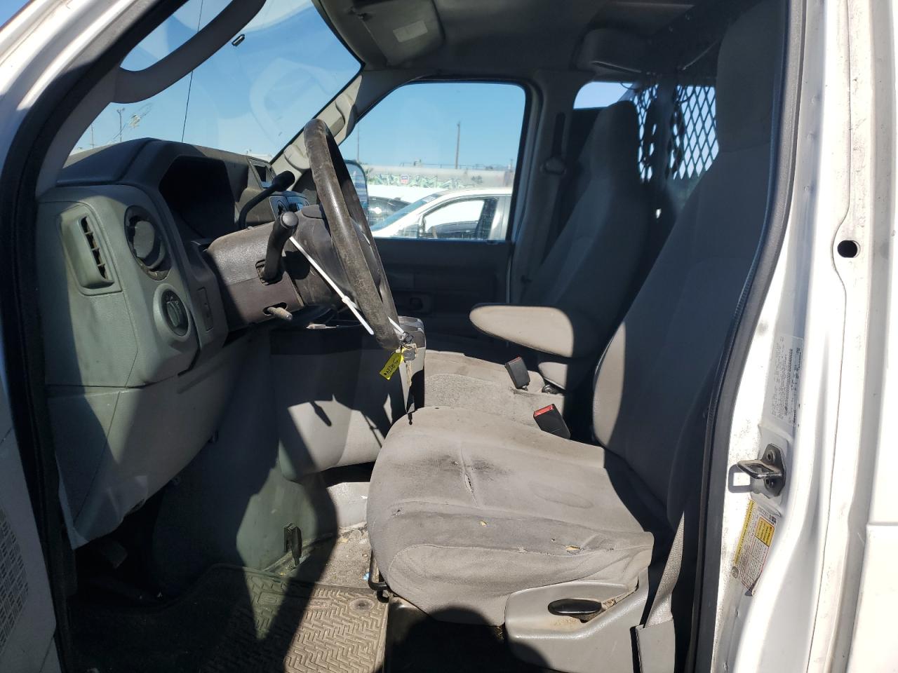 2011 Ford Econoline - Image 7