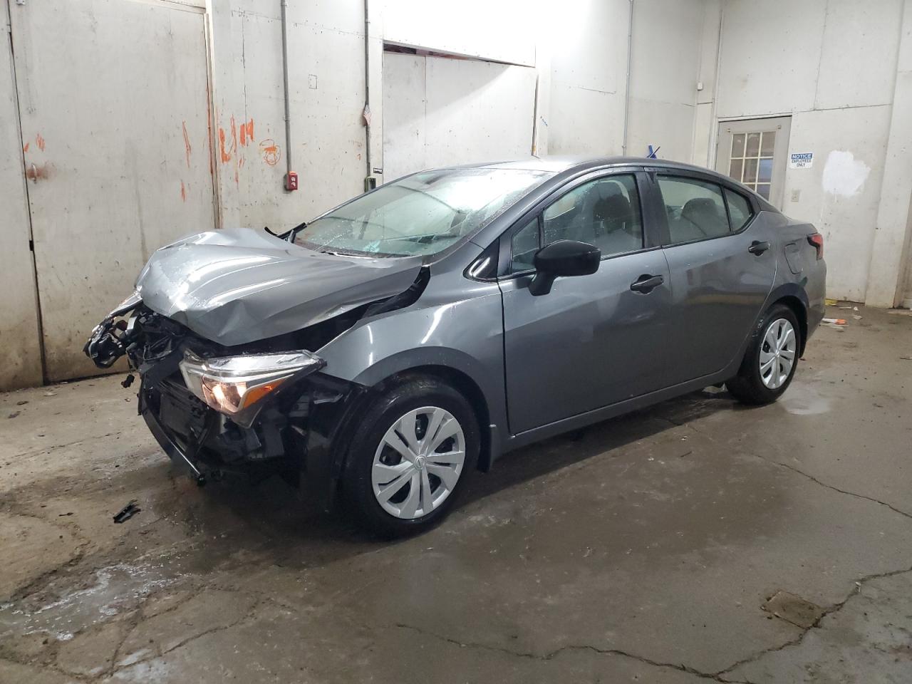 2020 Nissan Versa - Image 1