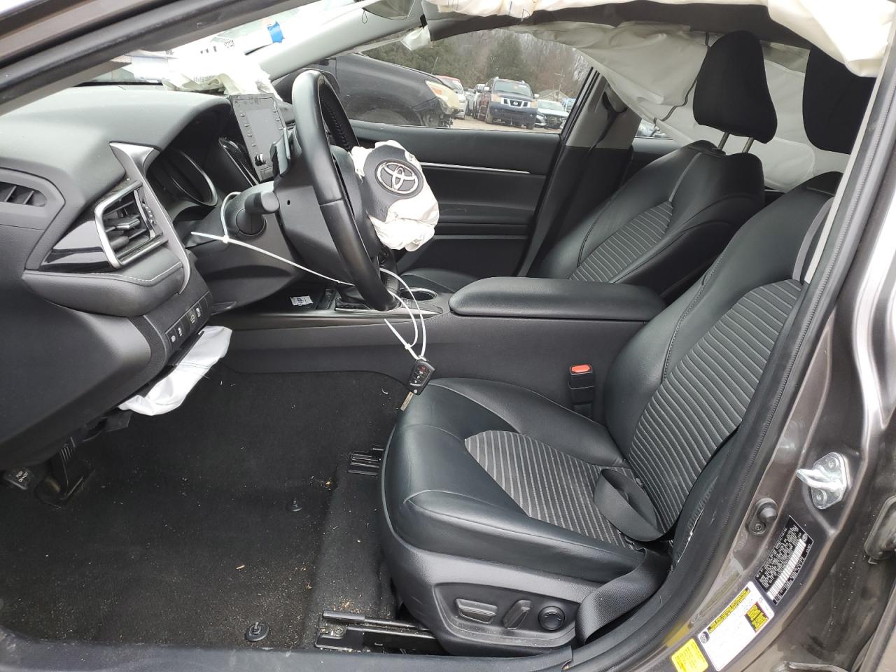2023 Toyota Camry - Image 7