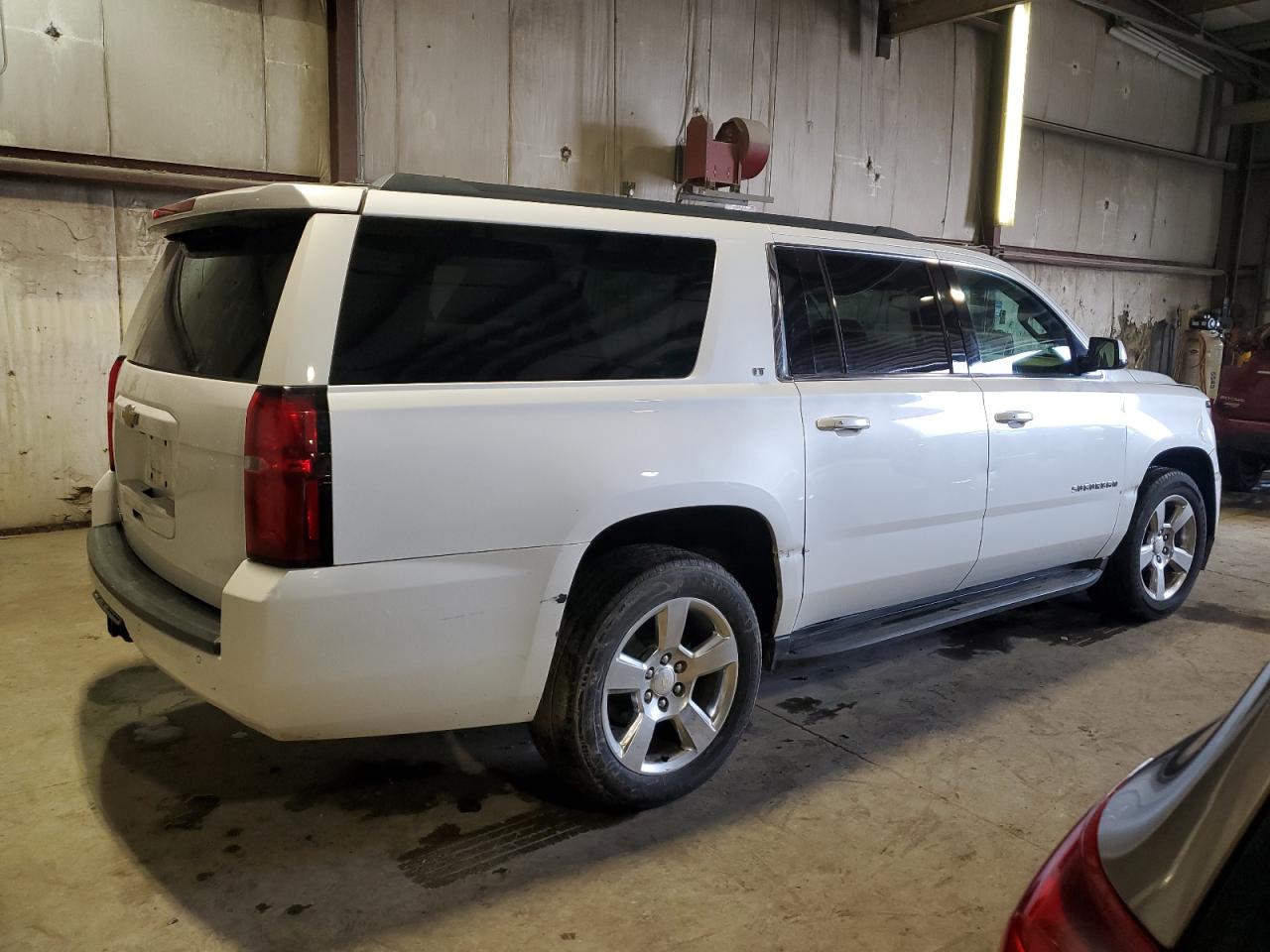 2017 Chevrolet Suburban - Image 3