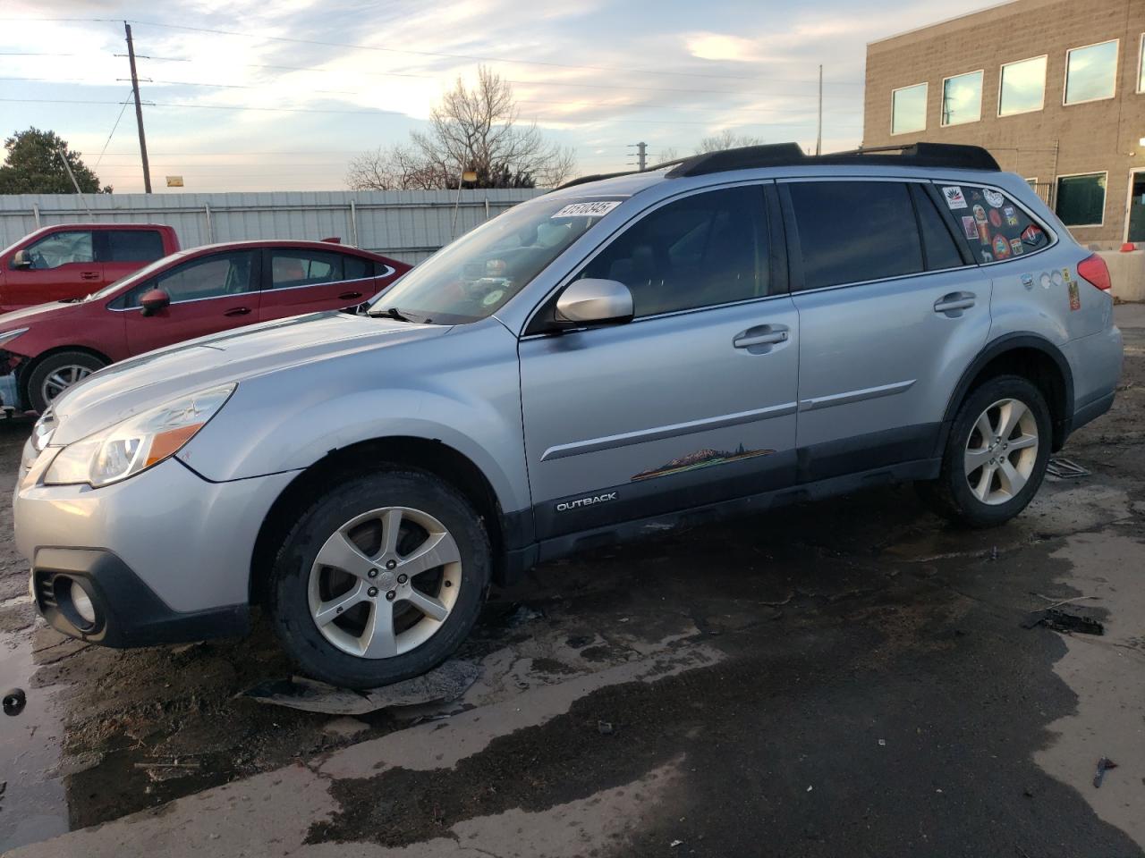 2014 SUBARU OUTBACK