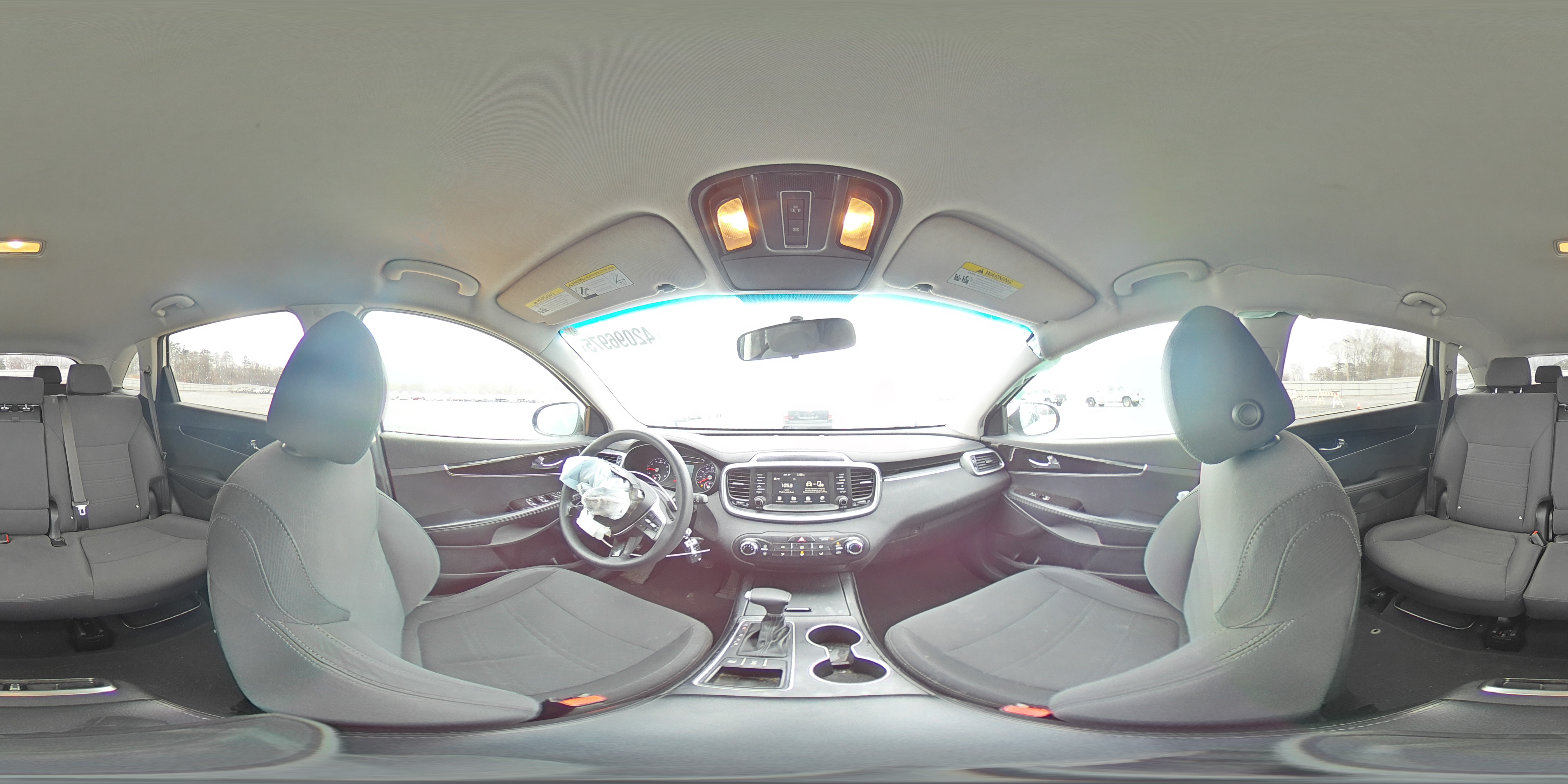 2020 Kia Sorento - Image 13