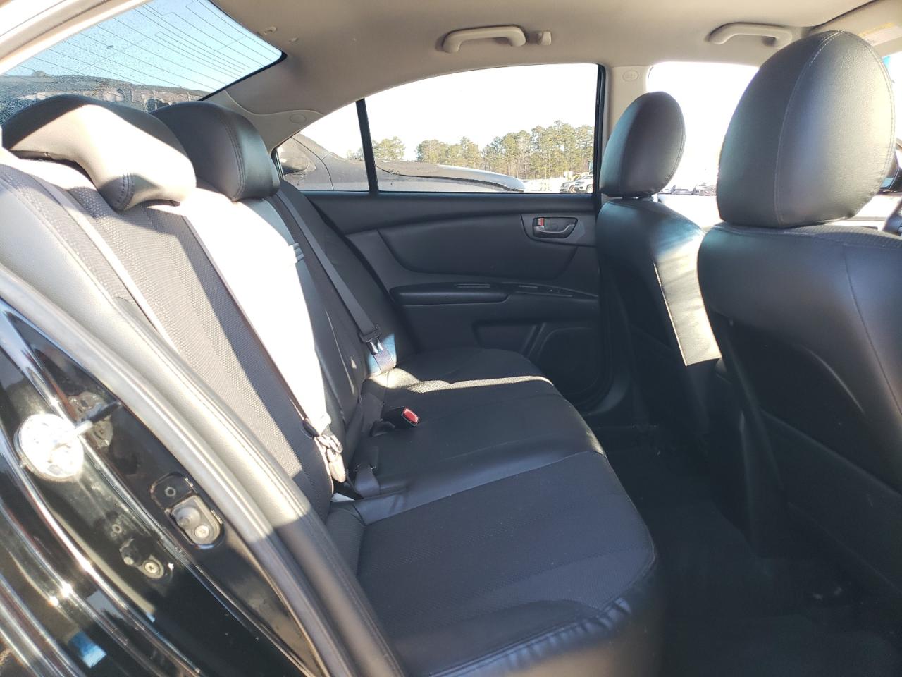 2009 Kia Optima - Image 10