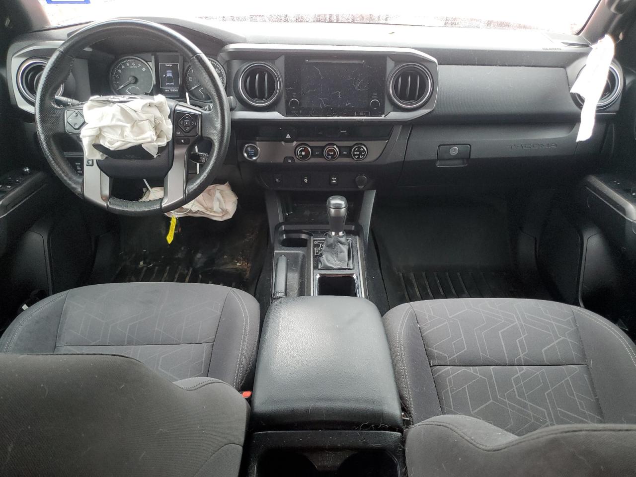 2017 Toyota Tacoma - Image 8