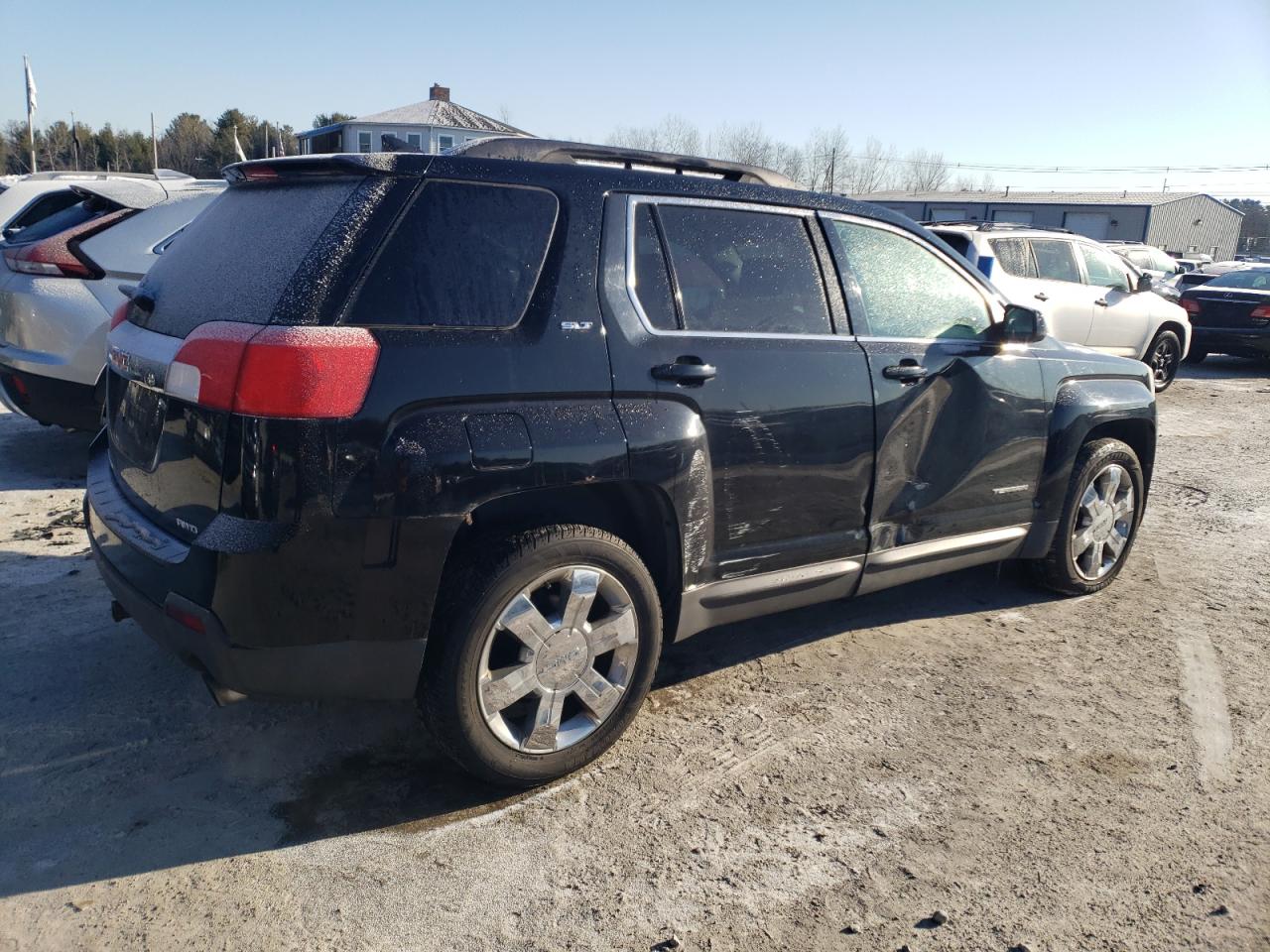 2010 GMC Terrain - Image 3