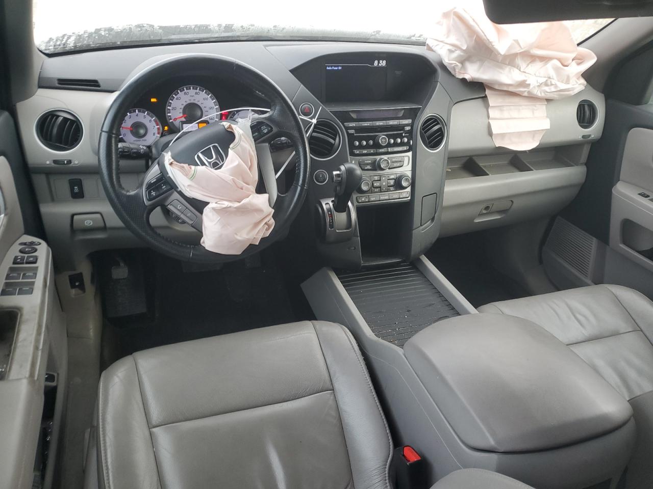 2015 Honda Pilot - Image 8