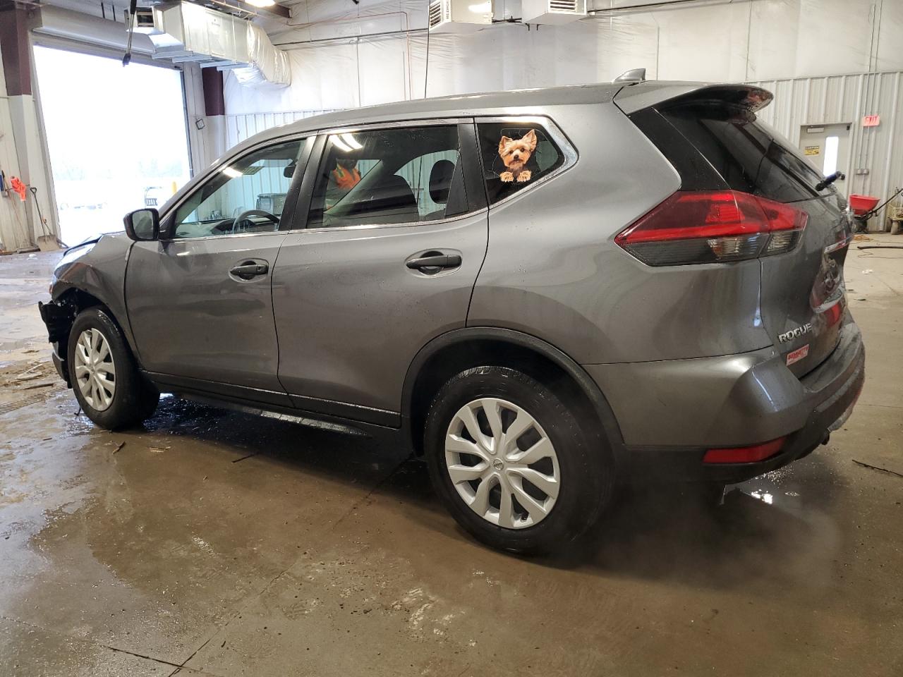 2018 Nissan Rogue - Image 2