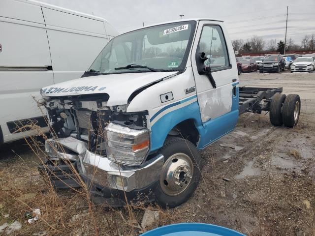 2021 Ford Econoline E450 Super Duty Cutaway Van