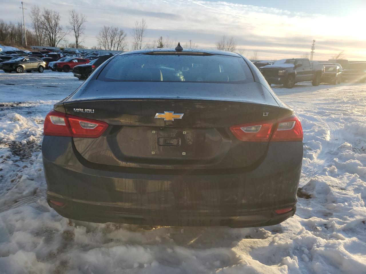 2023 Chevrolet Malibu - Image 6