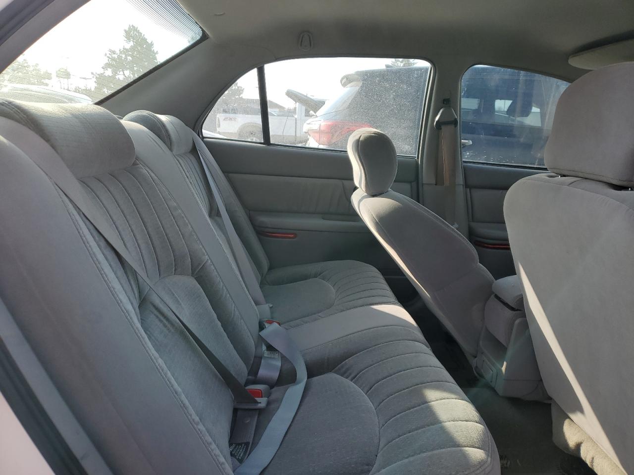 2001 Buick Century - Image 10