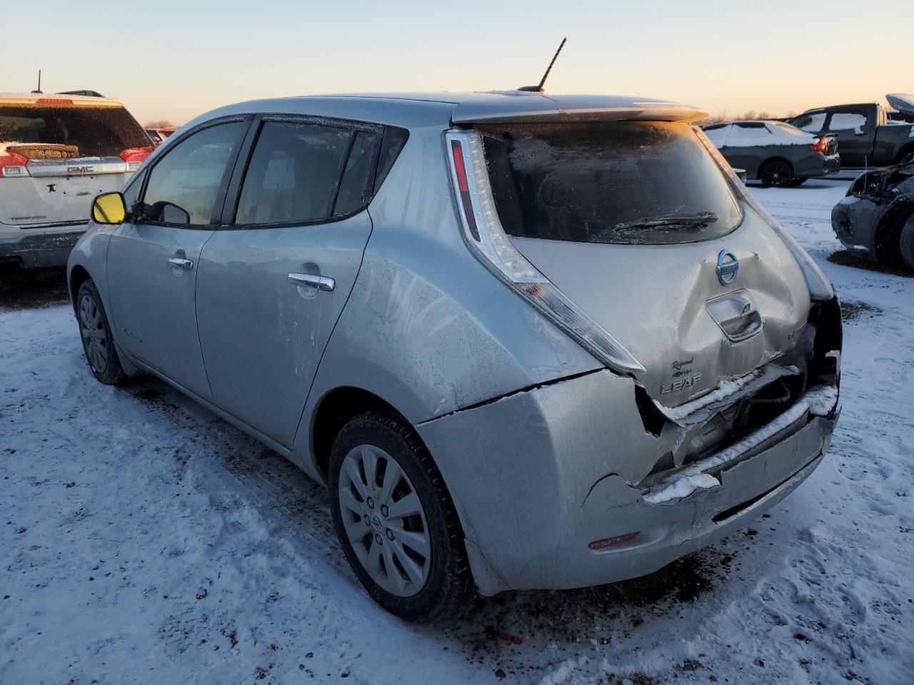 2015 Nissan Leaf - Image 2