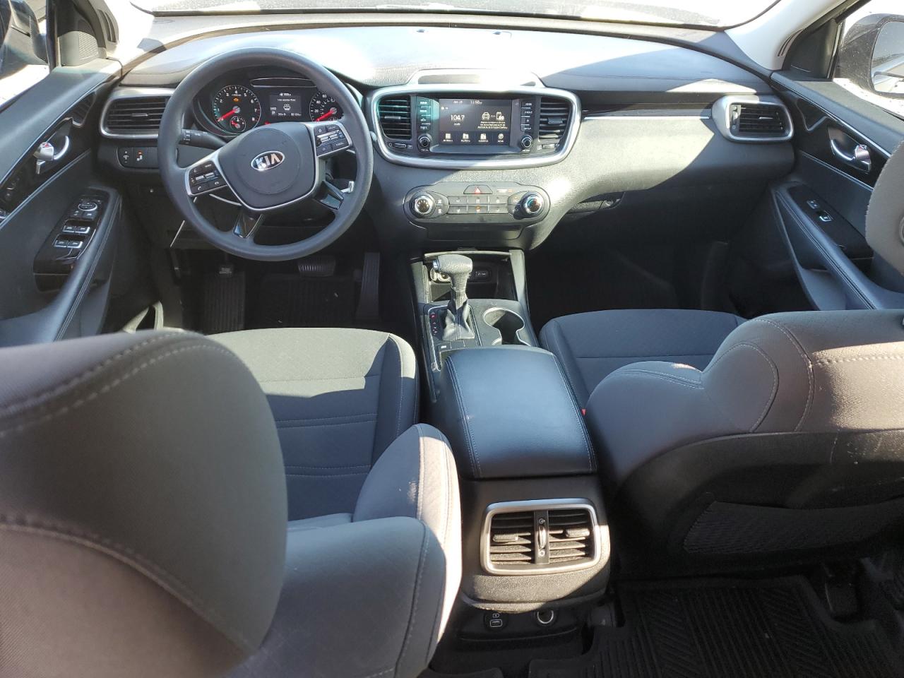 2019 Kia Sorento - Image 8