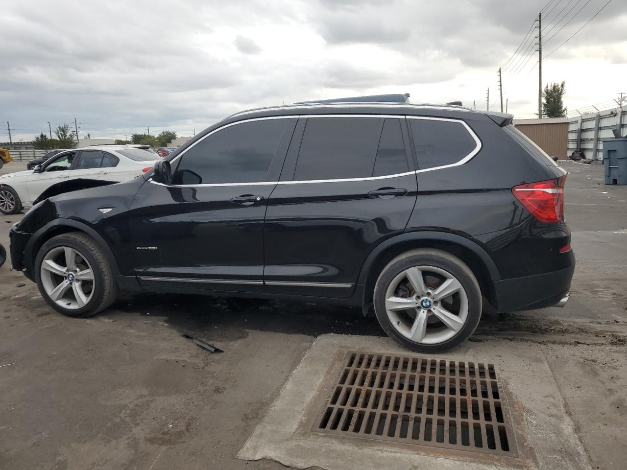 2014 BMW X3 - Image 2