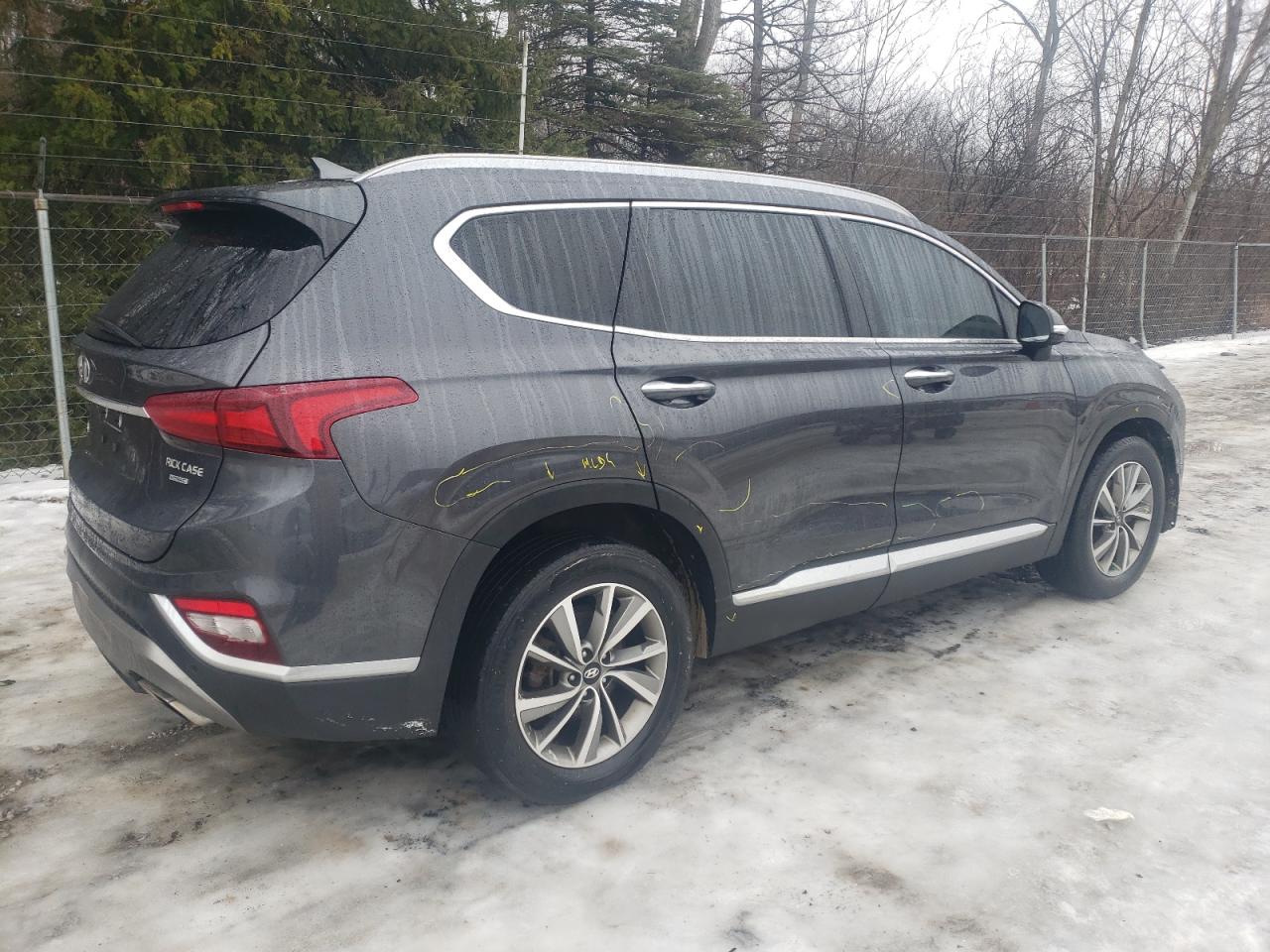 2020 Hyundai Santa Fe - Image 3