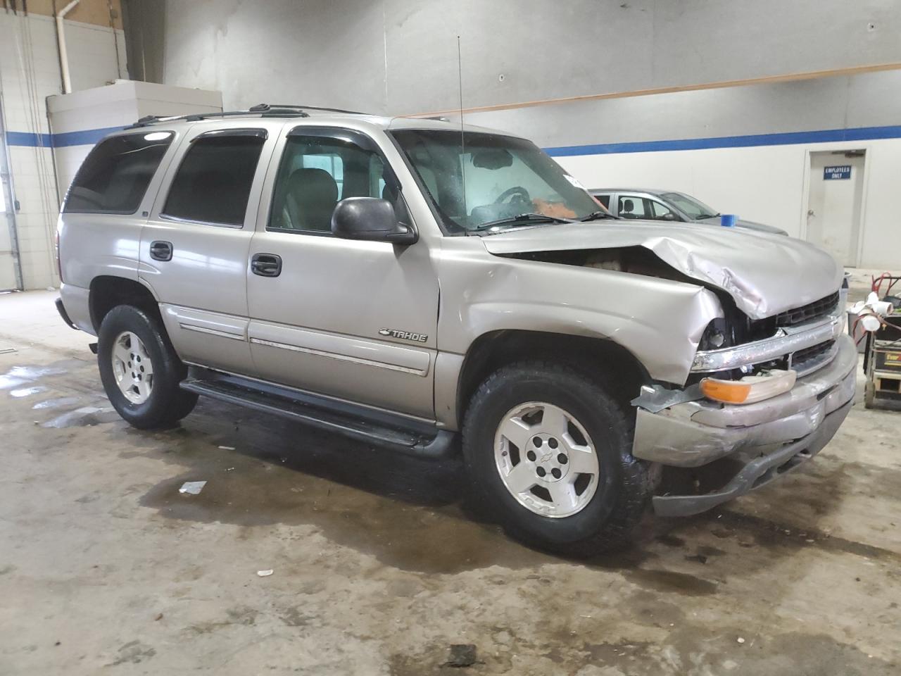 2000 Chevrolet Tahoe - Image 4