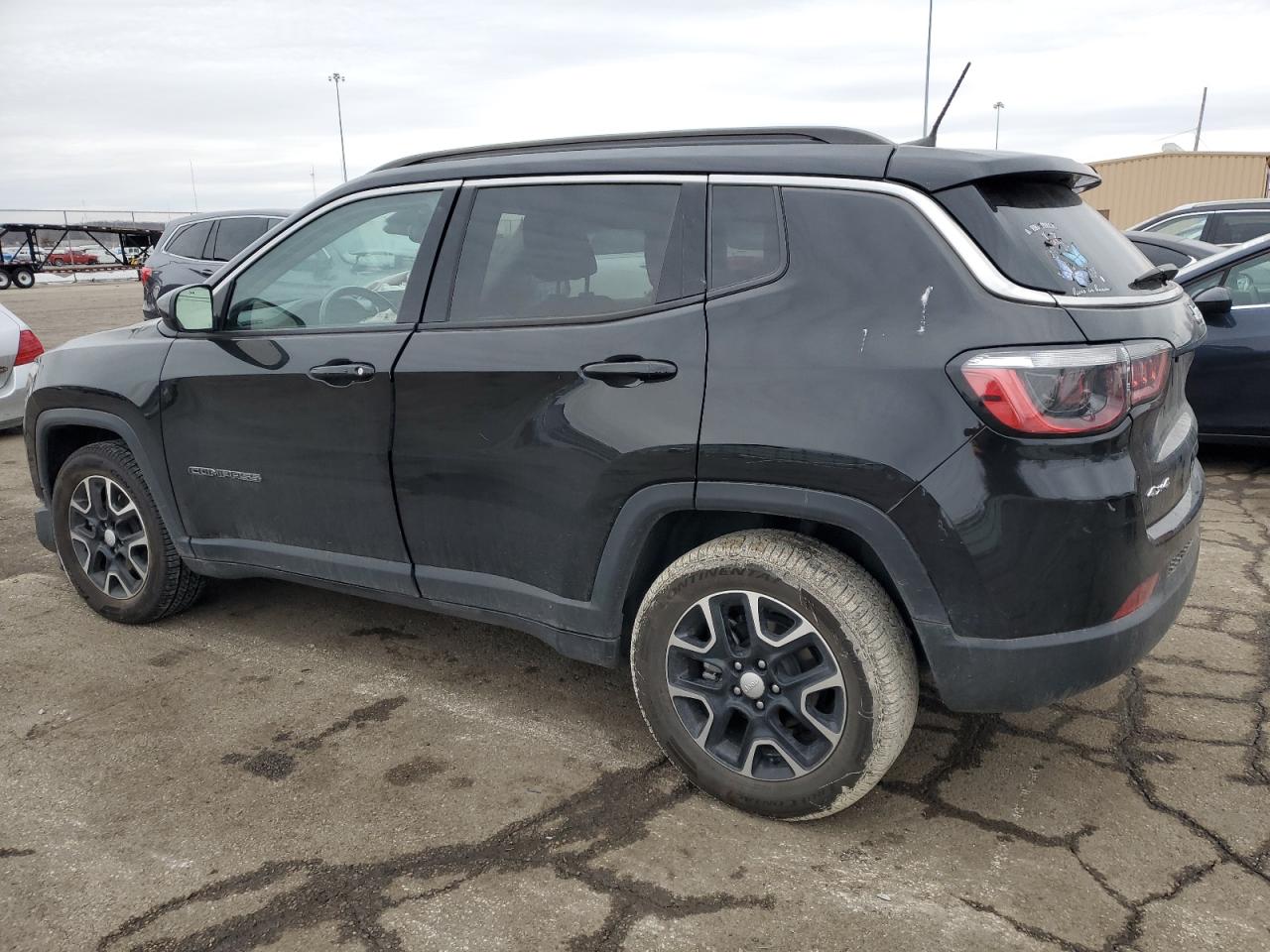 2022 Jeep Compass - Image 2