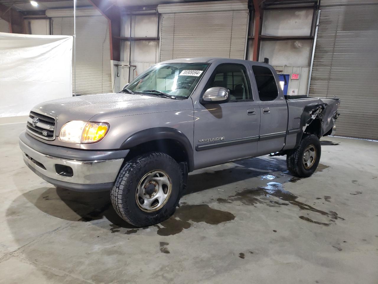 2000 Toyota Tundra - Image 1