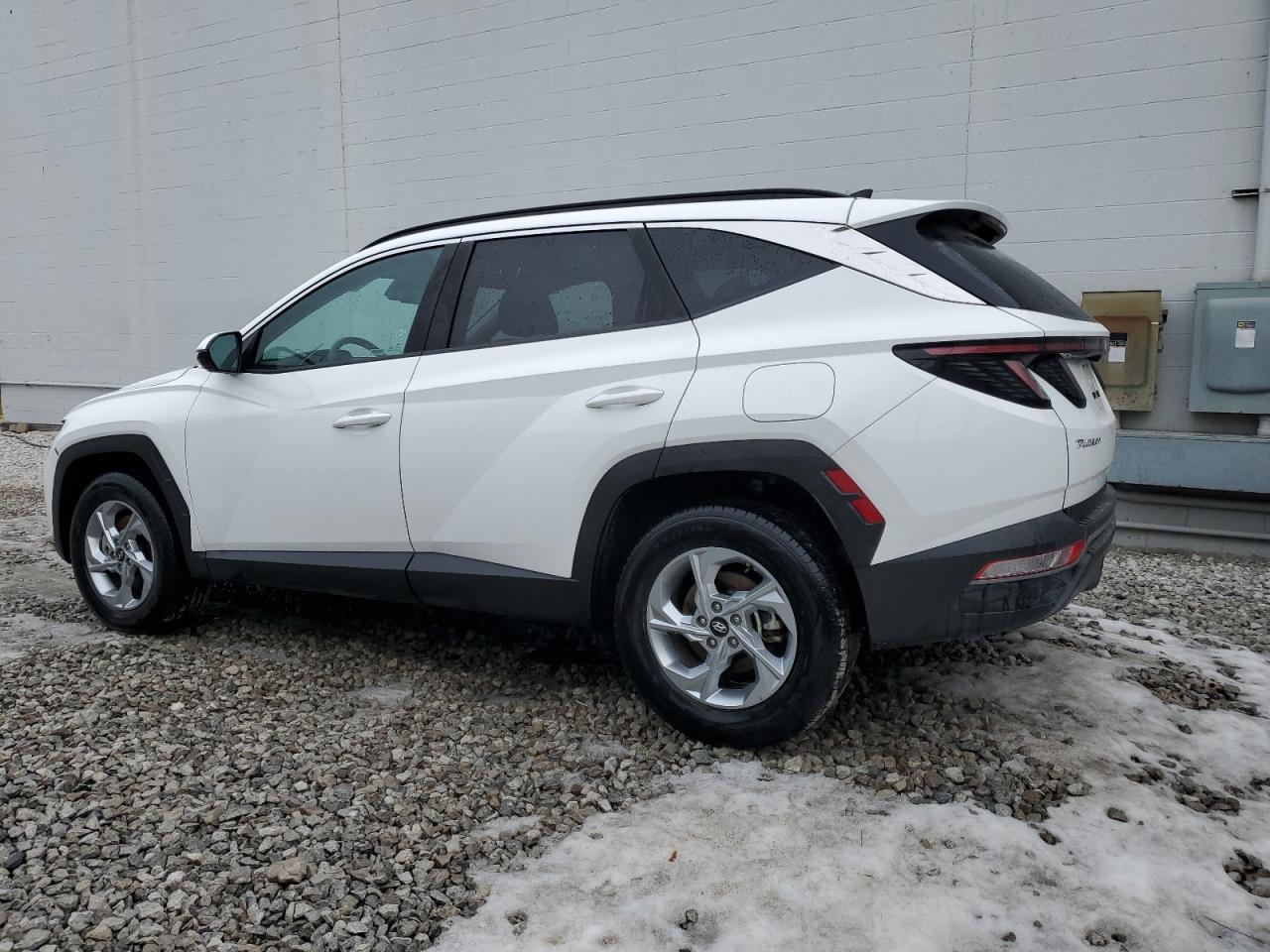 2023 Hyundai Tucson - Image 2