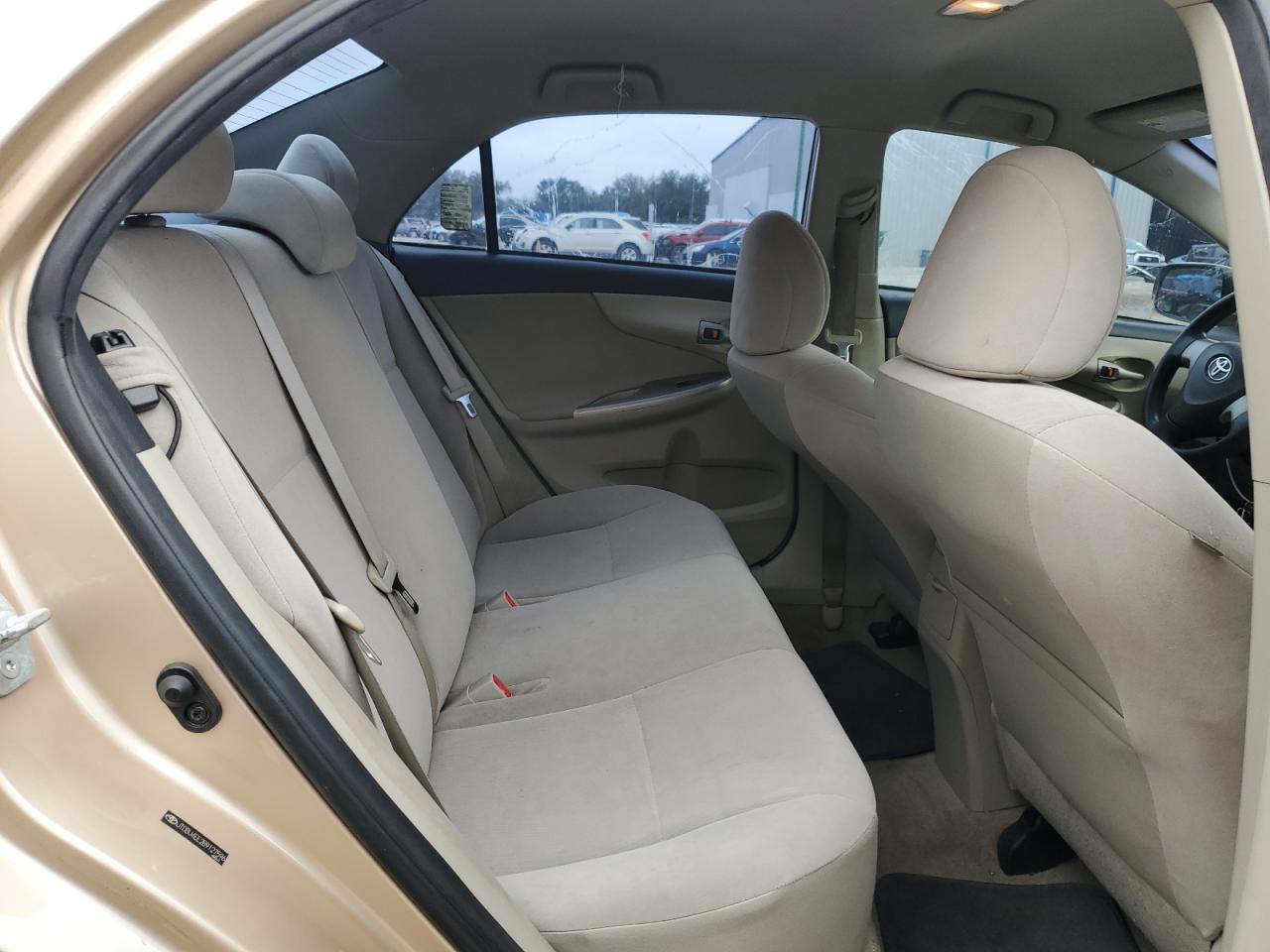 2011 Toyota Corolla - Image 10