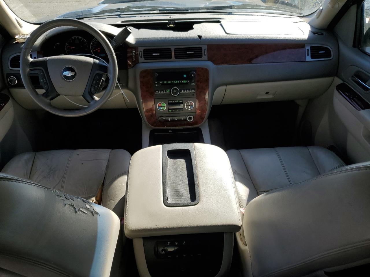2010 Chevrolet Tahoe - Image 8